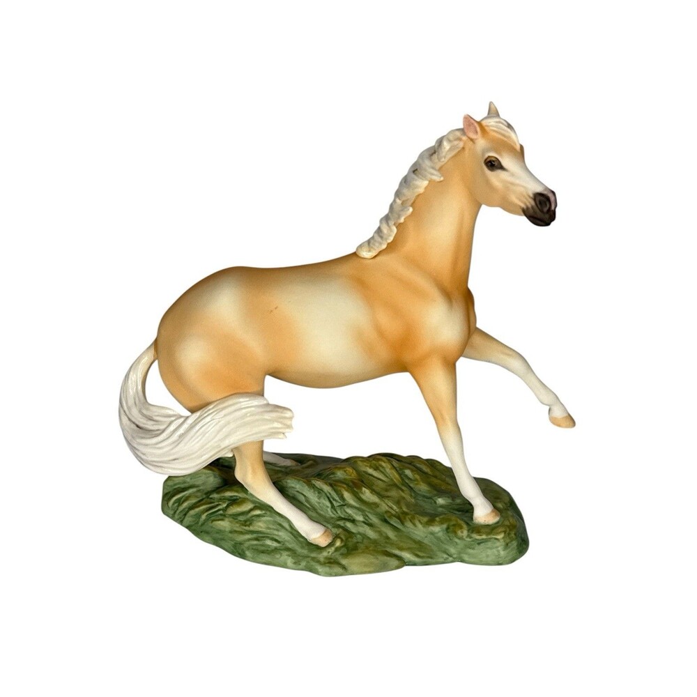 Franklin Mint Quarter Horse Porcelain Great Horses of the World Figurine